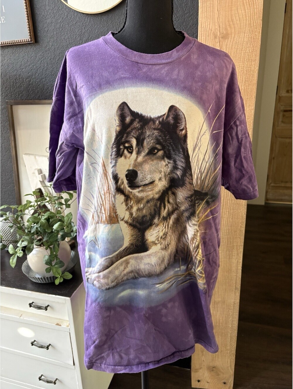 90s Purple Wolf Shirt Size Large Vintage